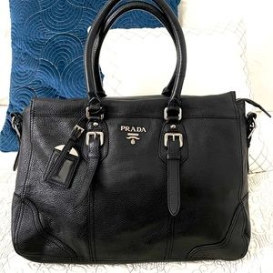 Vintage authentic Prada laptop shoulder bag